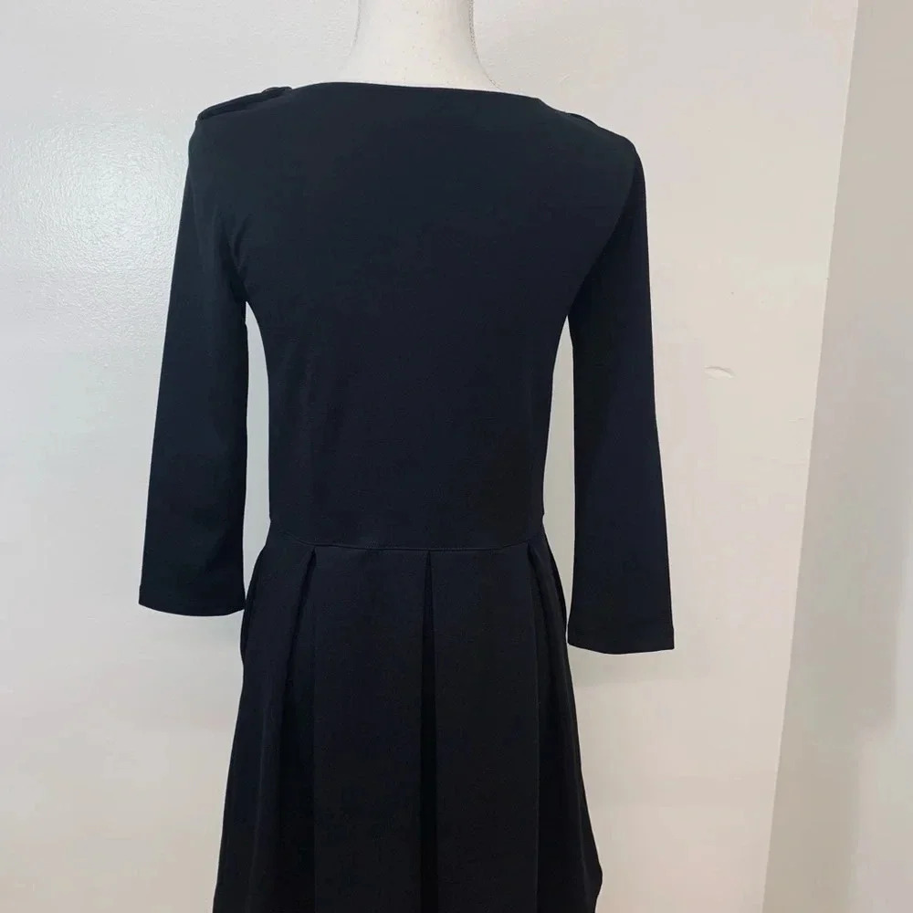 Gap Dress Black XS Knit Drop Waist  3/4 Sleeve Pockets‎ Pleats Back Zip Classic - Picture 5 of 11